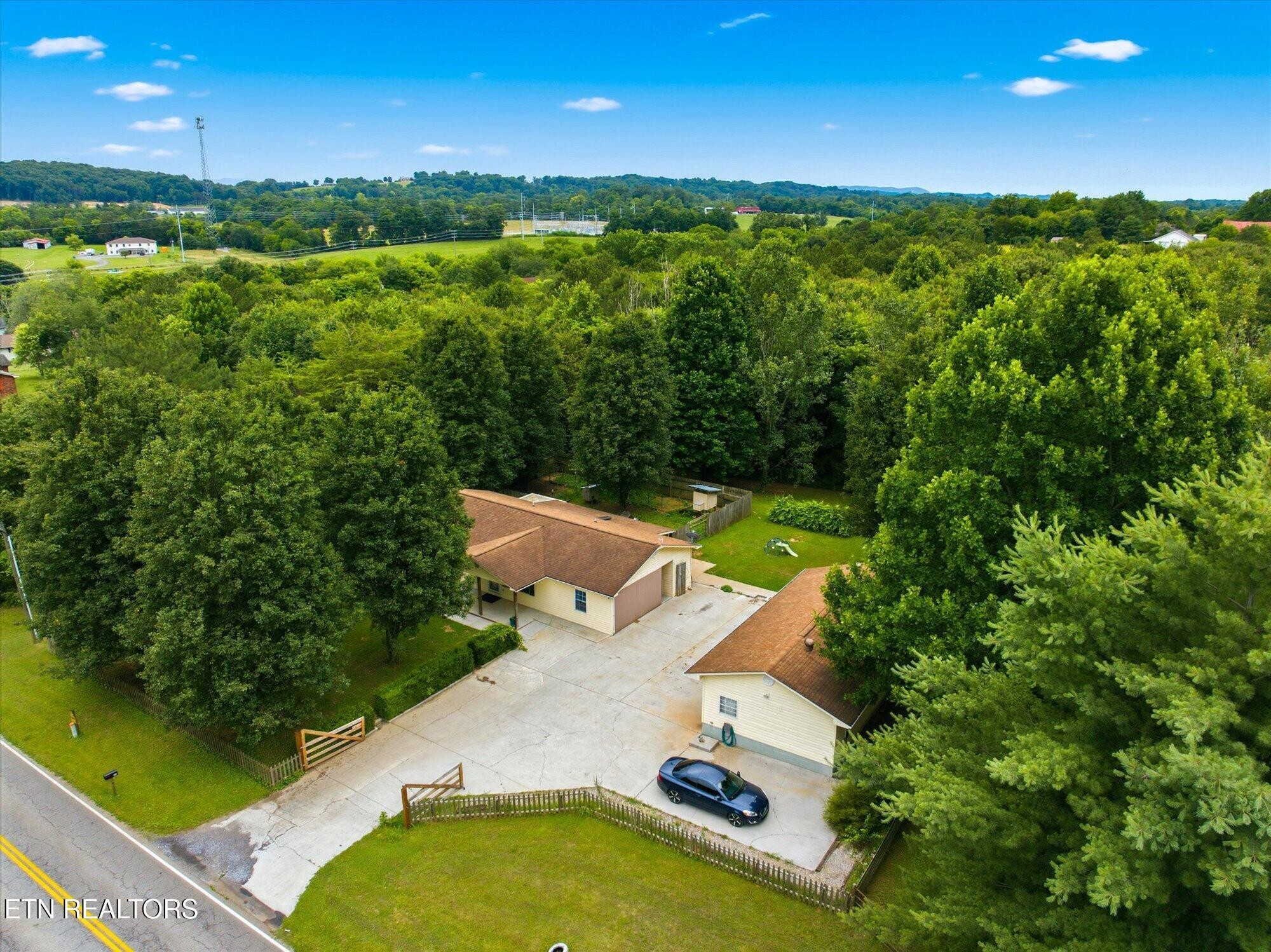 301 Wayman Road Madisonville, TN 37354 - Photo 38 of 41