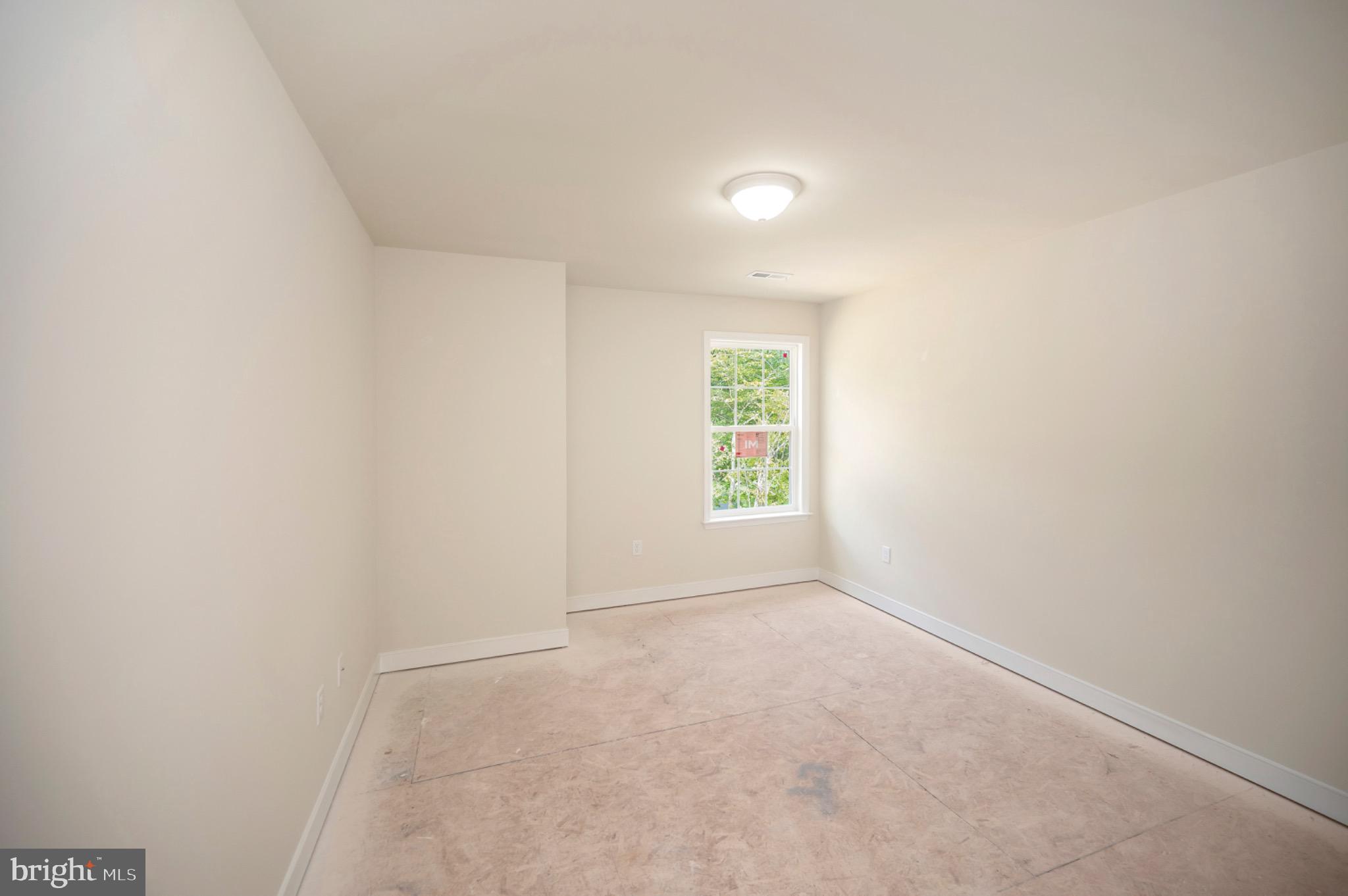 6077 Hamlin Circle King George, VA 22485 - Photo 42 of 50 an empty room with windows