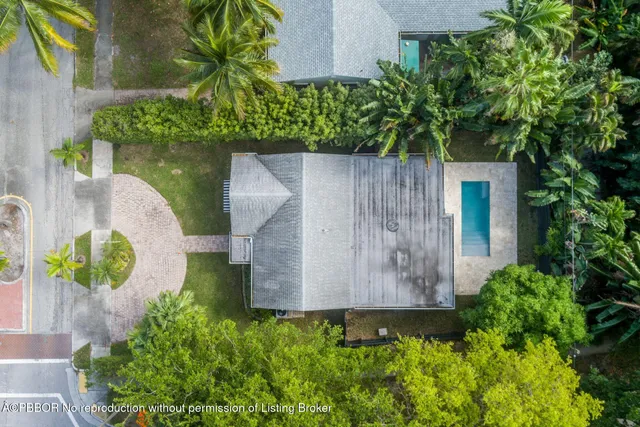 $9,000 | 240 Almeria Road, West Palm Beach, FL 33405