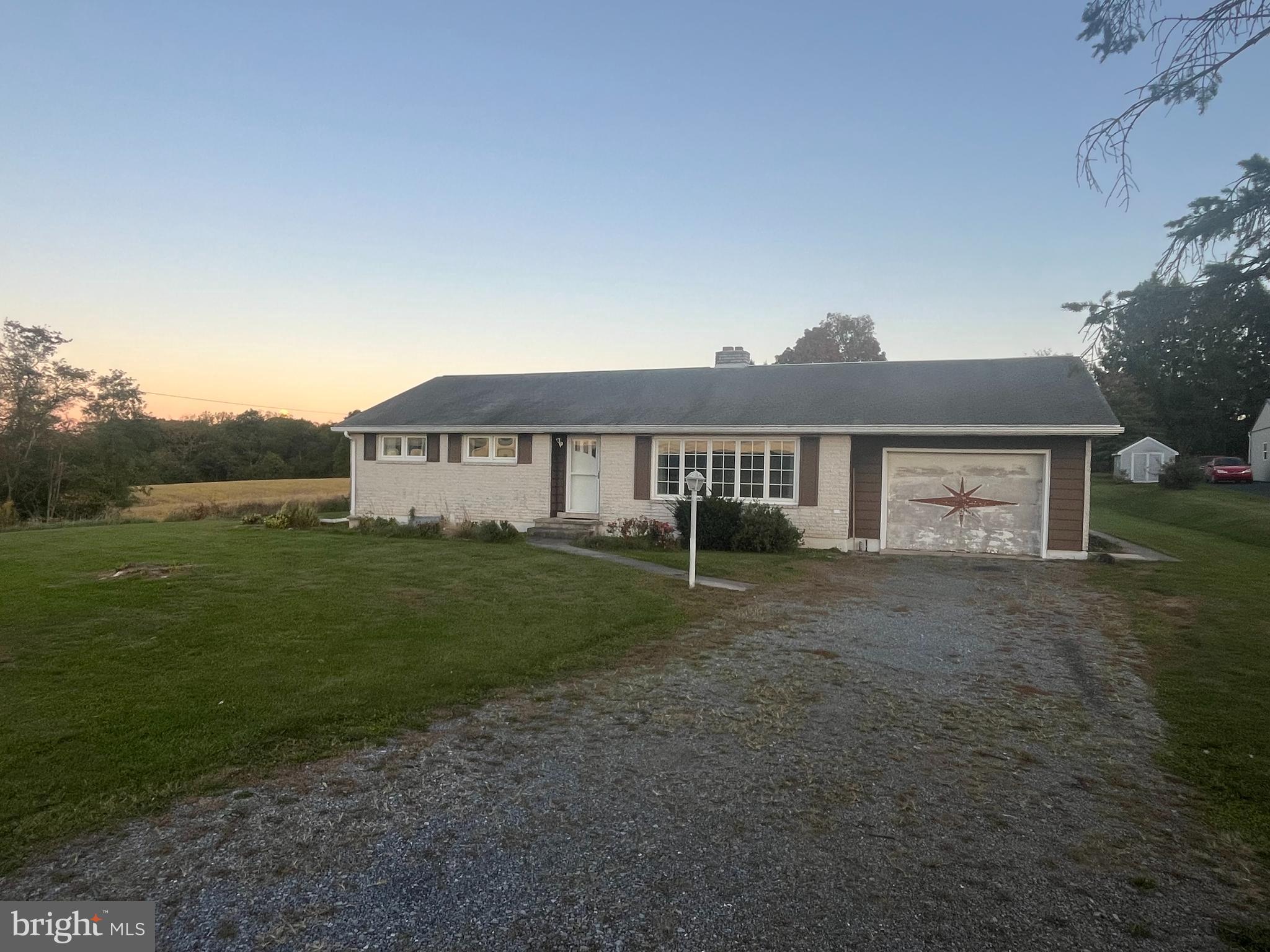 596 Eisenhower Road Palmyra, PA 17078 - Photo 2 of 11 Gallery Image 2