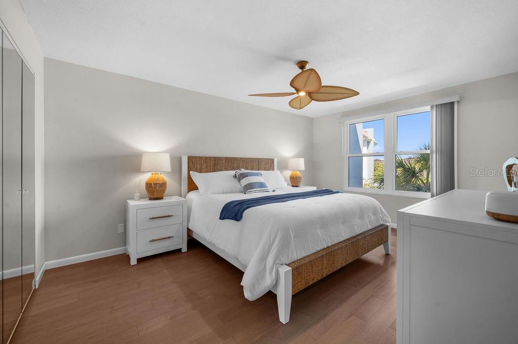 600 Sutton Place, Unit B302 Longboat Key, FL 34228 - Photo 15 of 51