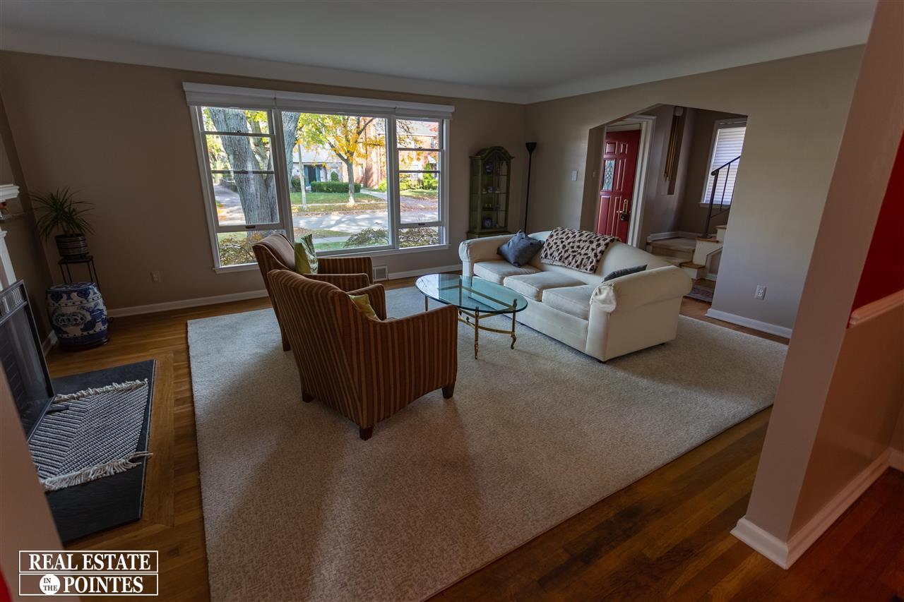 1739 Littlestone Road Grosse Pointe Woods, MI 48236 - Photo 12 of 22