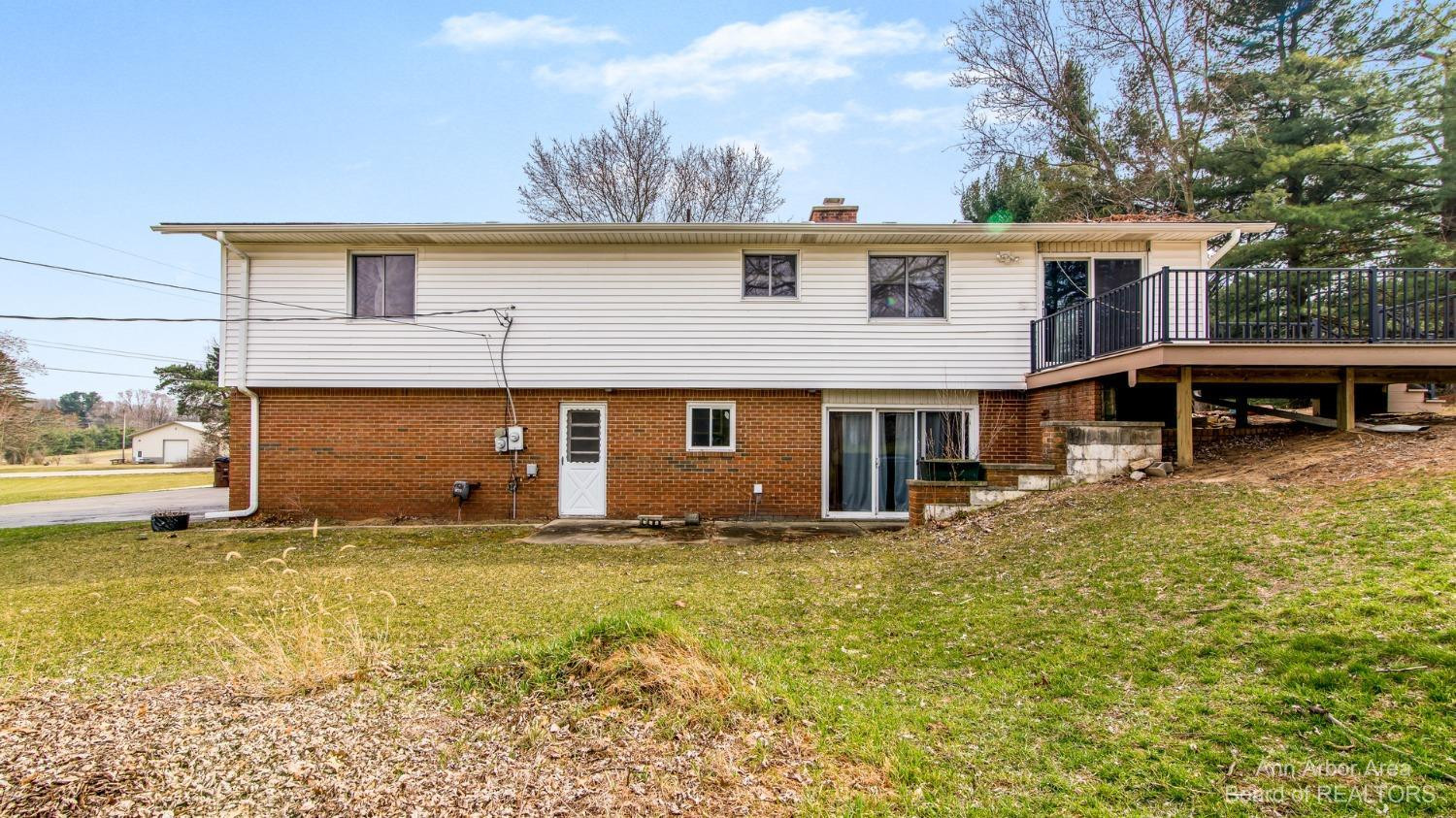 1626 Judd Road Saline, MI 48176 - Photo 5 of 37 Photo 5