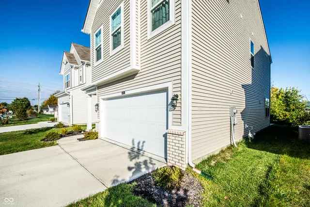 $2,300 | 6024 Medina Spirit Drive, Indianapolis, IN 46237