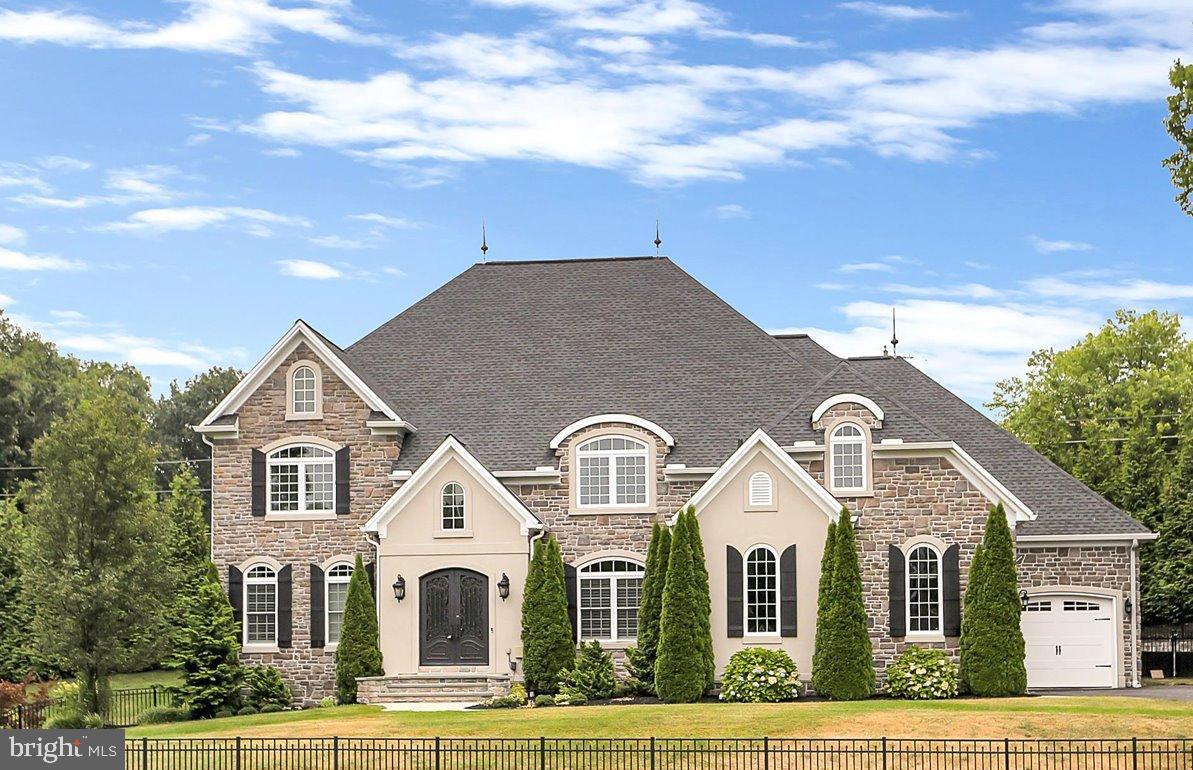 5000 Chloe Ct  
