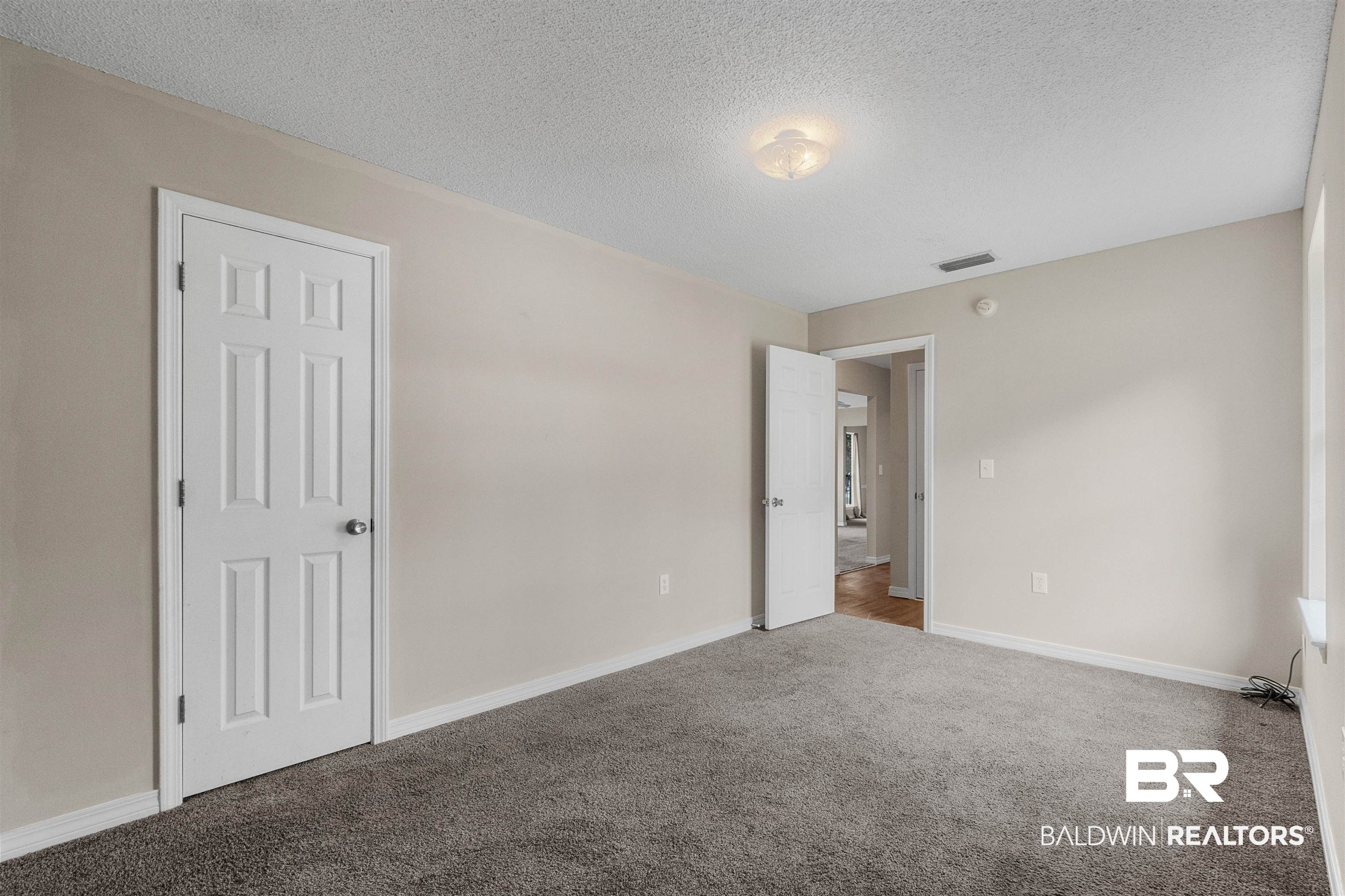 13276 Labradors Run Foley, AL 36535 - Photo 5 of 21