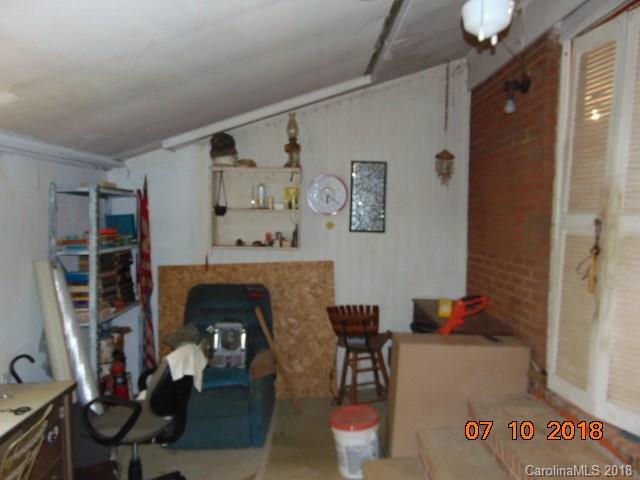4042 Colebrook Road Charlotte, NC 28215 - Photo 10 of 11 Gallery Image 10