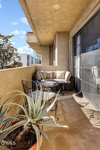 $748,000 | 221 South Oak Knoll Avenue, Unit 306, Pasadena, CA 91101
