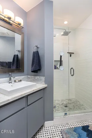 $748,000 | 221 South Oak Knoll Avenue, Unit 306, Pasadena, CA 91101