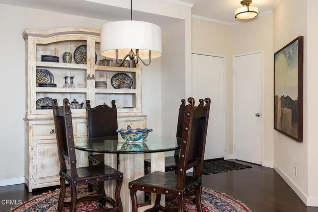 $748,000 | 221 South Oak Knoll Avenue, Unit 306, Pasadena, CA 91101