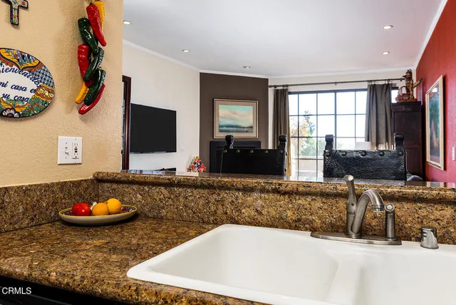 $748,000 | 221 South Oak Knoll Avenue, Unit 306, Pasadena, CA 91101