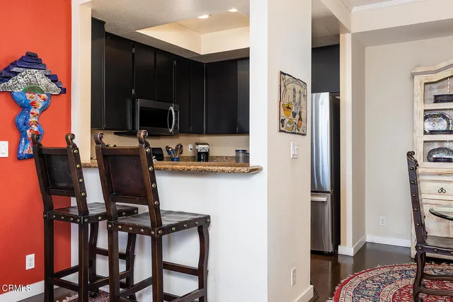 $748,000 | 221 South Oak Knoll Avenue, Unit 306, Pasadena, CA 91101