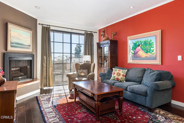 $748,000 | 221 South Oak Knoll Avenue, Unit 306, Pasadena, CA 91101