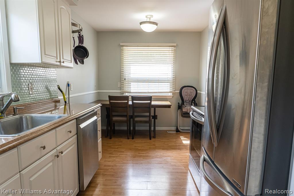31525 Kelly Road Fraser, MI 48026 - Photo 10 of 29