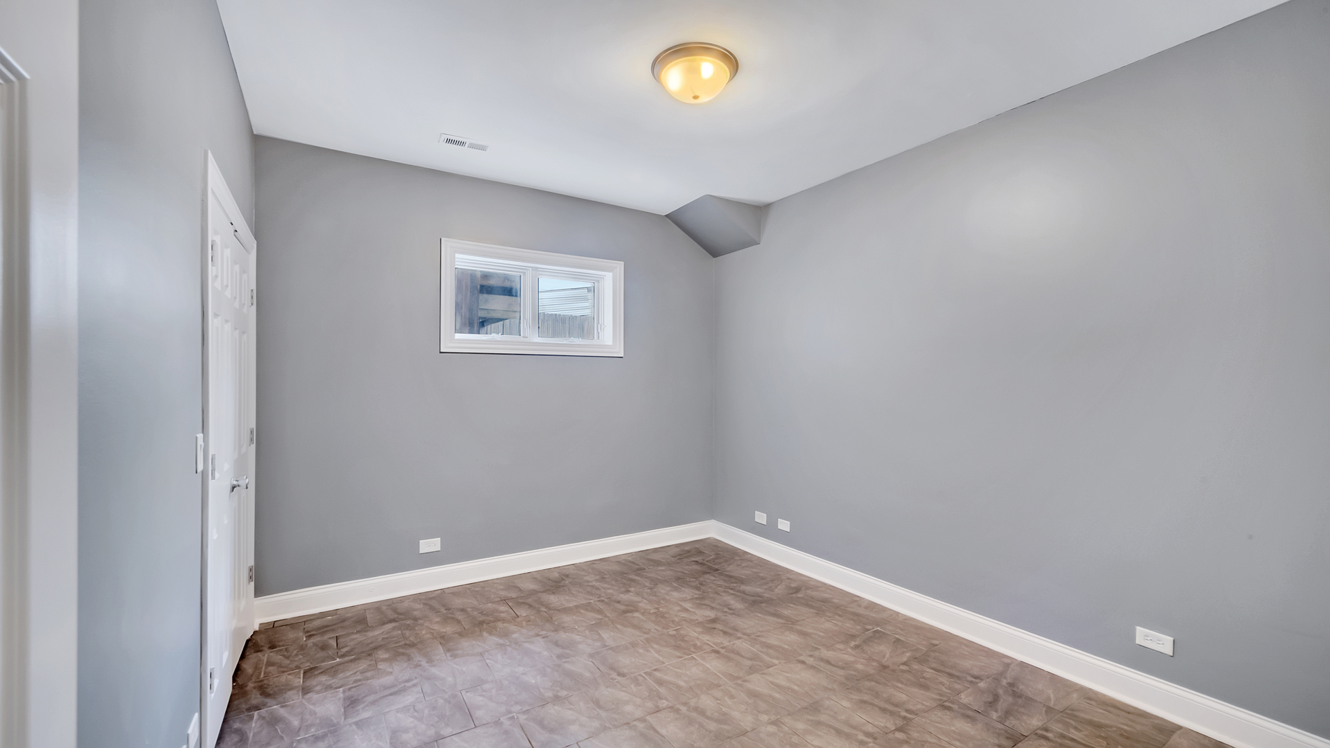 2417 West Fillmore Street, Unit 1 Chicago, IL 60612 - Photo 13 of 19 a view of room