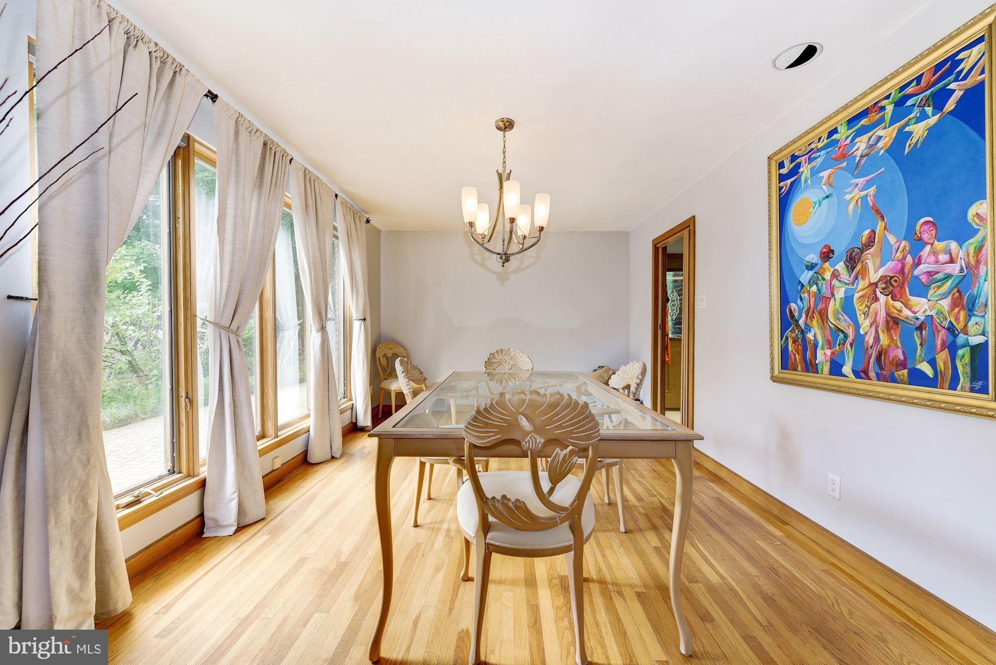 10 Greenvale Road Moorestown, NJ 08057 - Photo 6 of 25 Dining Room