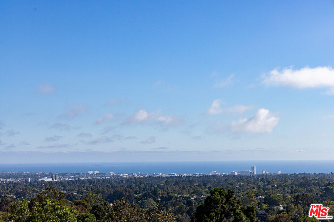 815 North Tigertail Road Los Angeles, CA 90049 - Photo 14 of 26 a view of city and mountain