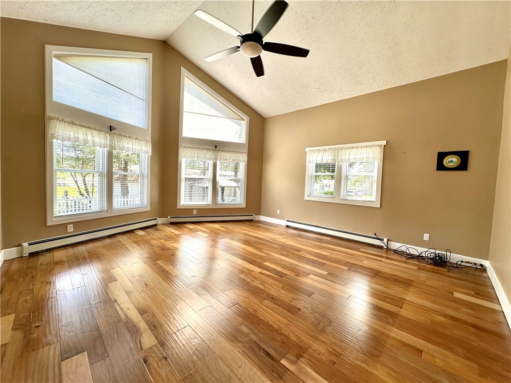 3046 Wood Road Orange, NY 14815 - Photo 15 of 47 great room