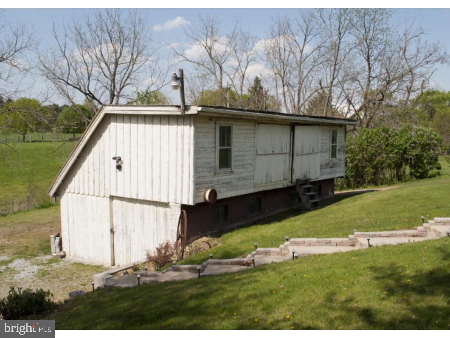 1644 Laudermilch Road Palmyra, PA 17078 - Photo 21 of 25 Gallery Image 21