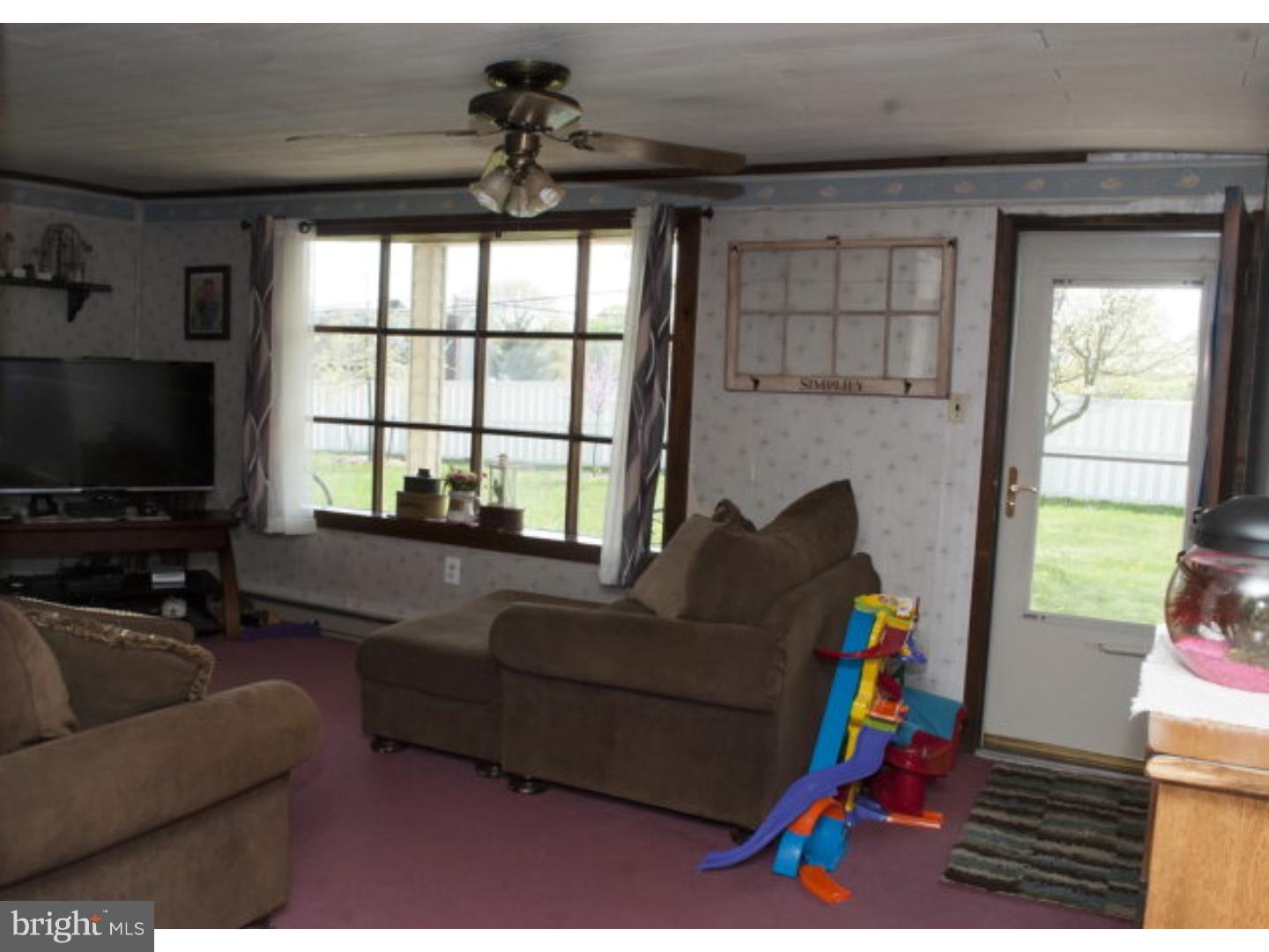 1644 Laudermilch Road Palmyra, PA 17078 - Photo 9 of 25 Gallery Image 9