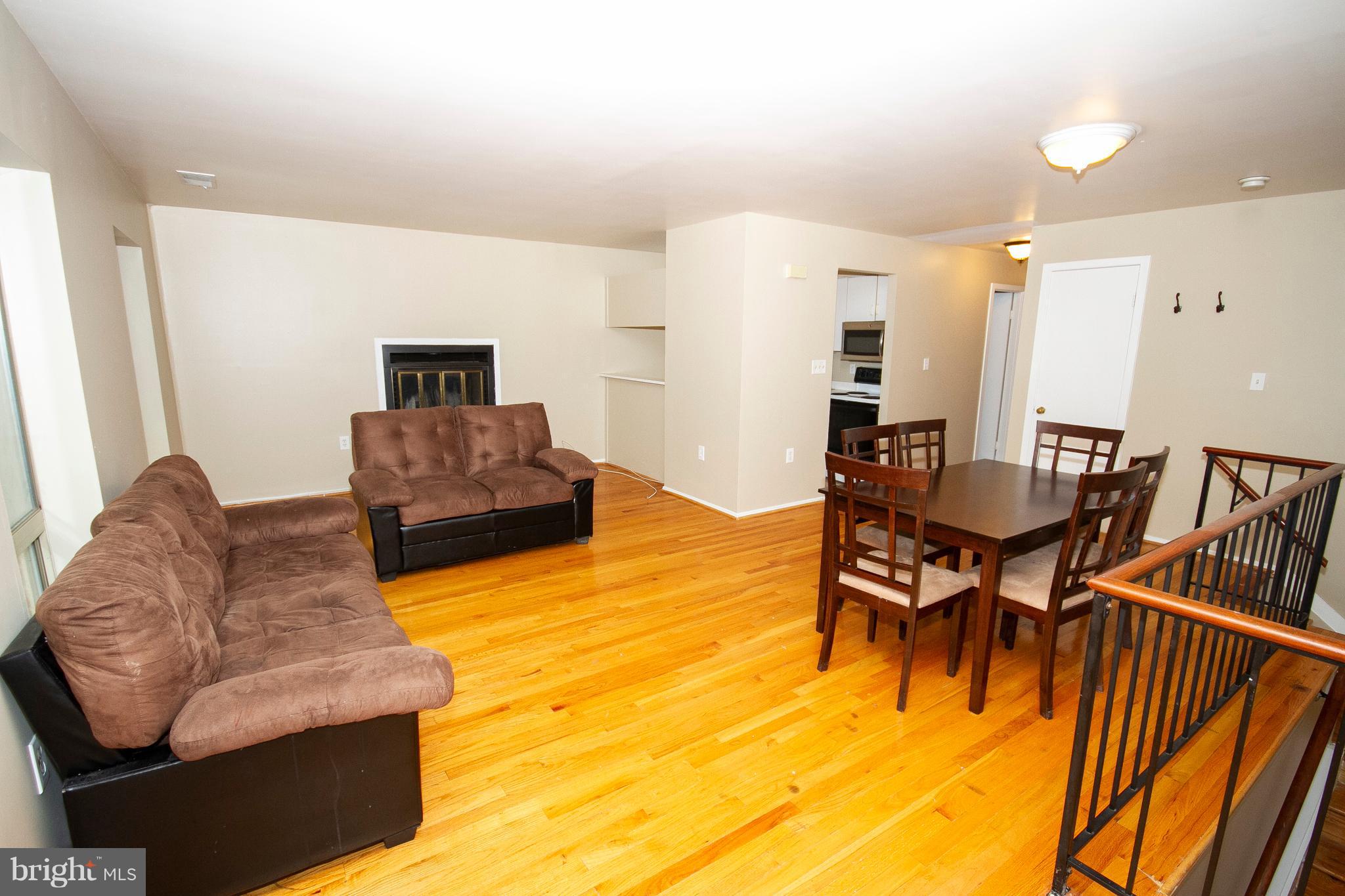 10 B West Lee Street, Unit R72 Baltimore, MD 21201 - Photo 2 of 19 Interior (General)