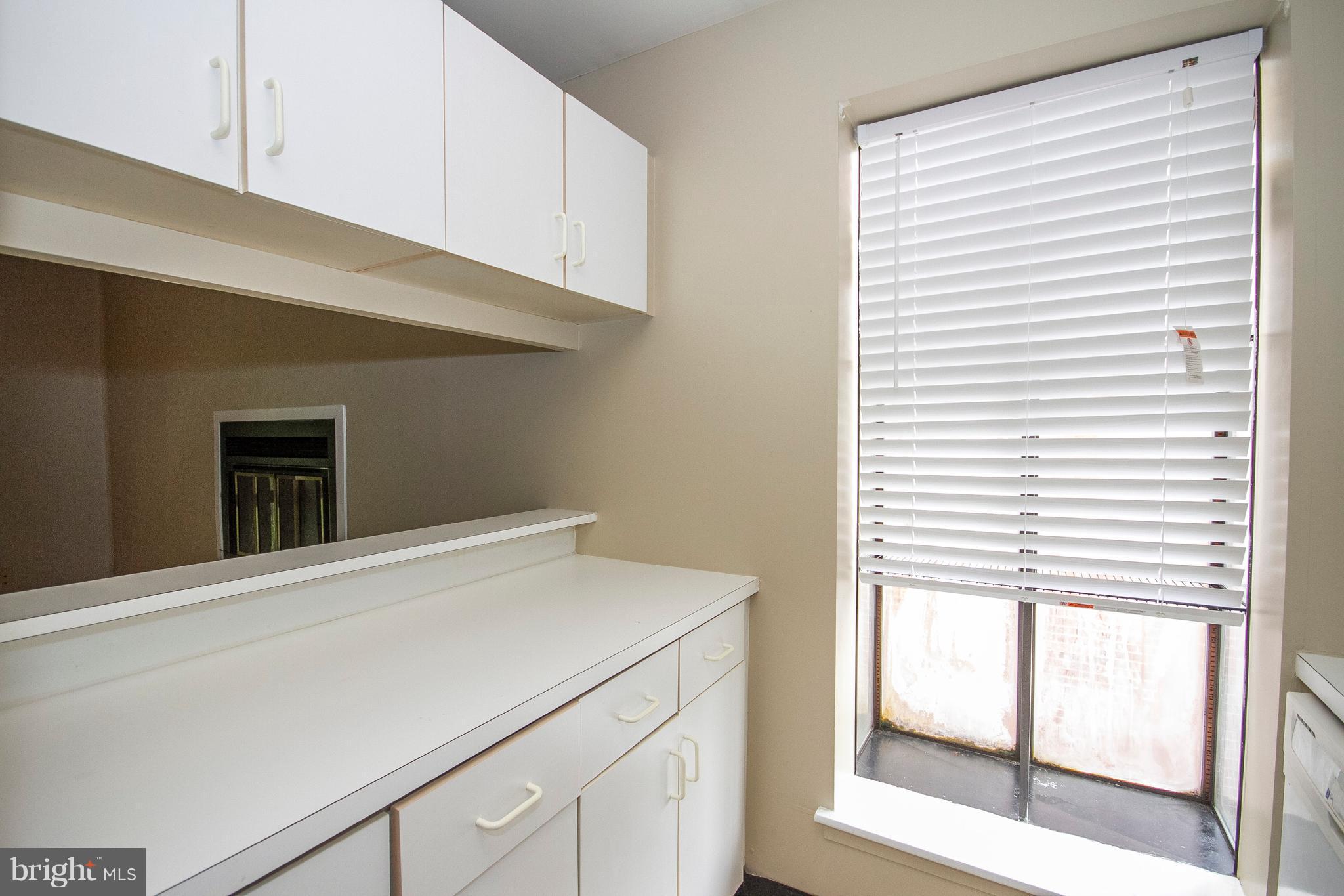 10 B West Lee Street, Unit R72 Baltimore, MD 21201 - Photo 10 of 19 Interior (General)