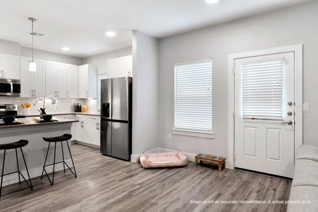 $2,495 | 28328-407 Birnham Woods Drive, Spring, TX 77386