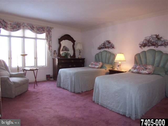585 Woodside Road York, PA 17406 - Photo 13 of 25 Gallery Image 13