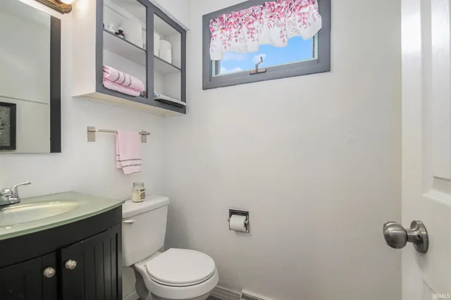 $279,900 | 24710 Aric Way, Elkhart, IN 46517