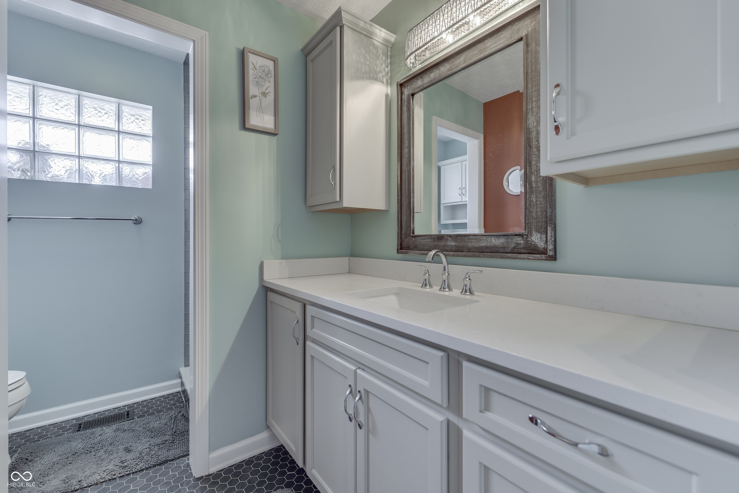 2780 Wicker Road Indianapolis, IN 46217 - Photo 24 of 110