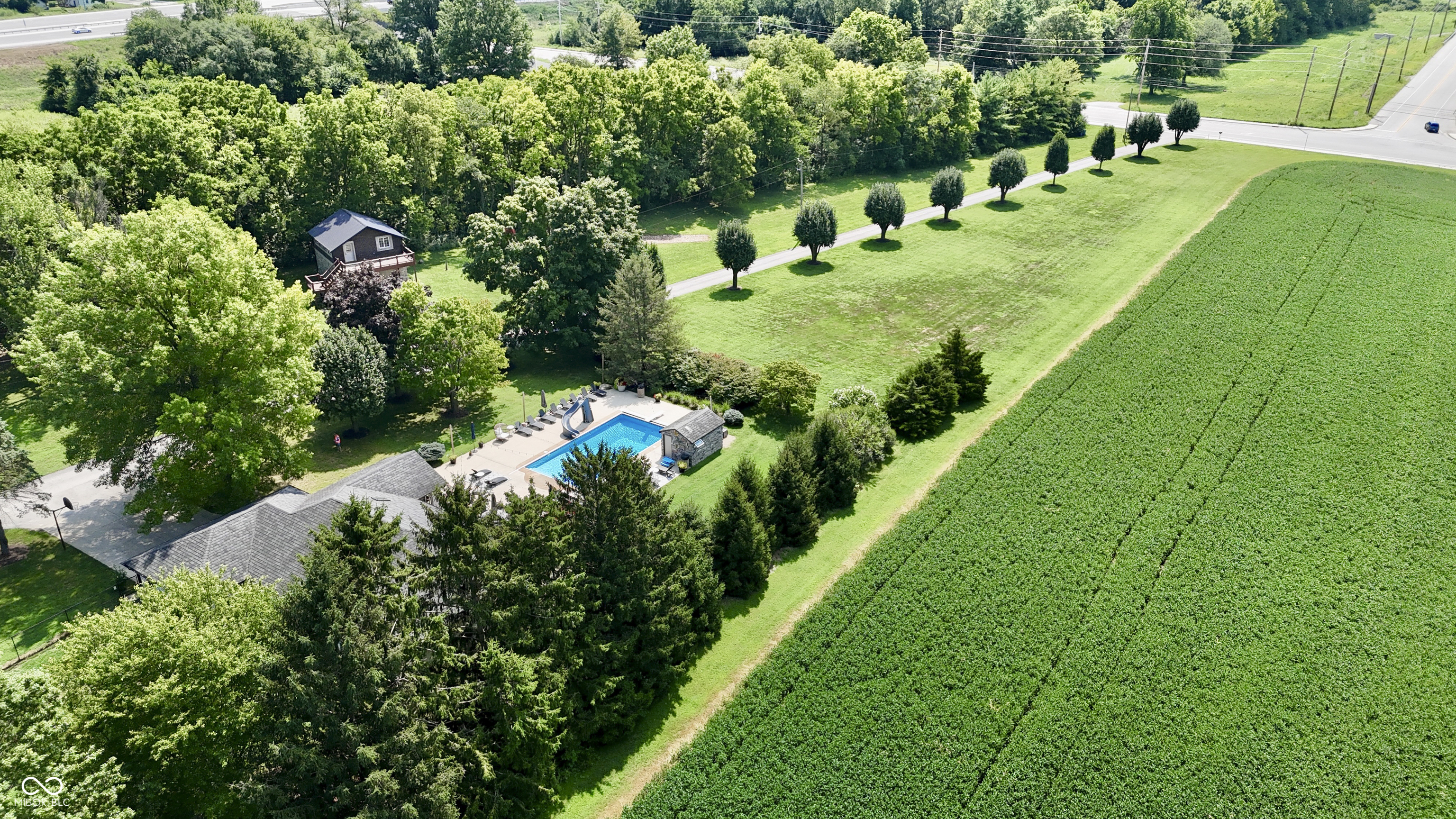 2780 Wicker Road Indianapolis, IN 46217 - Photo 3 of 110