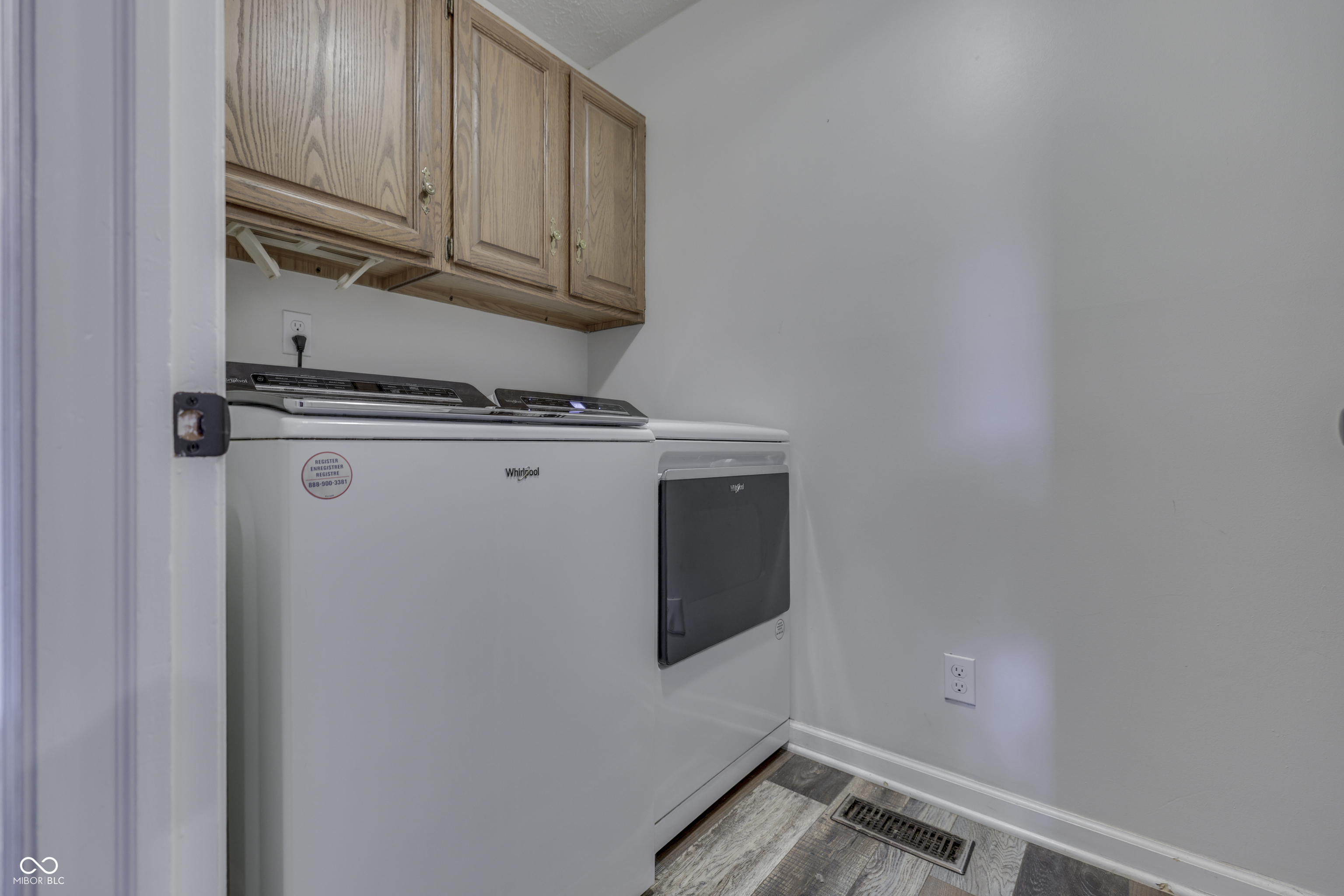 2780 Wicker Road Indianapolis, IN 46217 - Photo 32 of 110