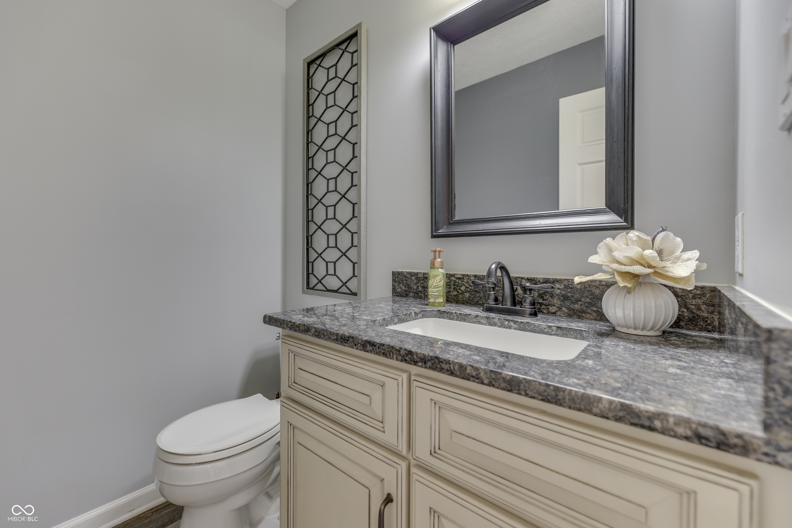 2780 Wicker Road Indianapolis, IN 46217 - Photo 33 of 110