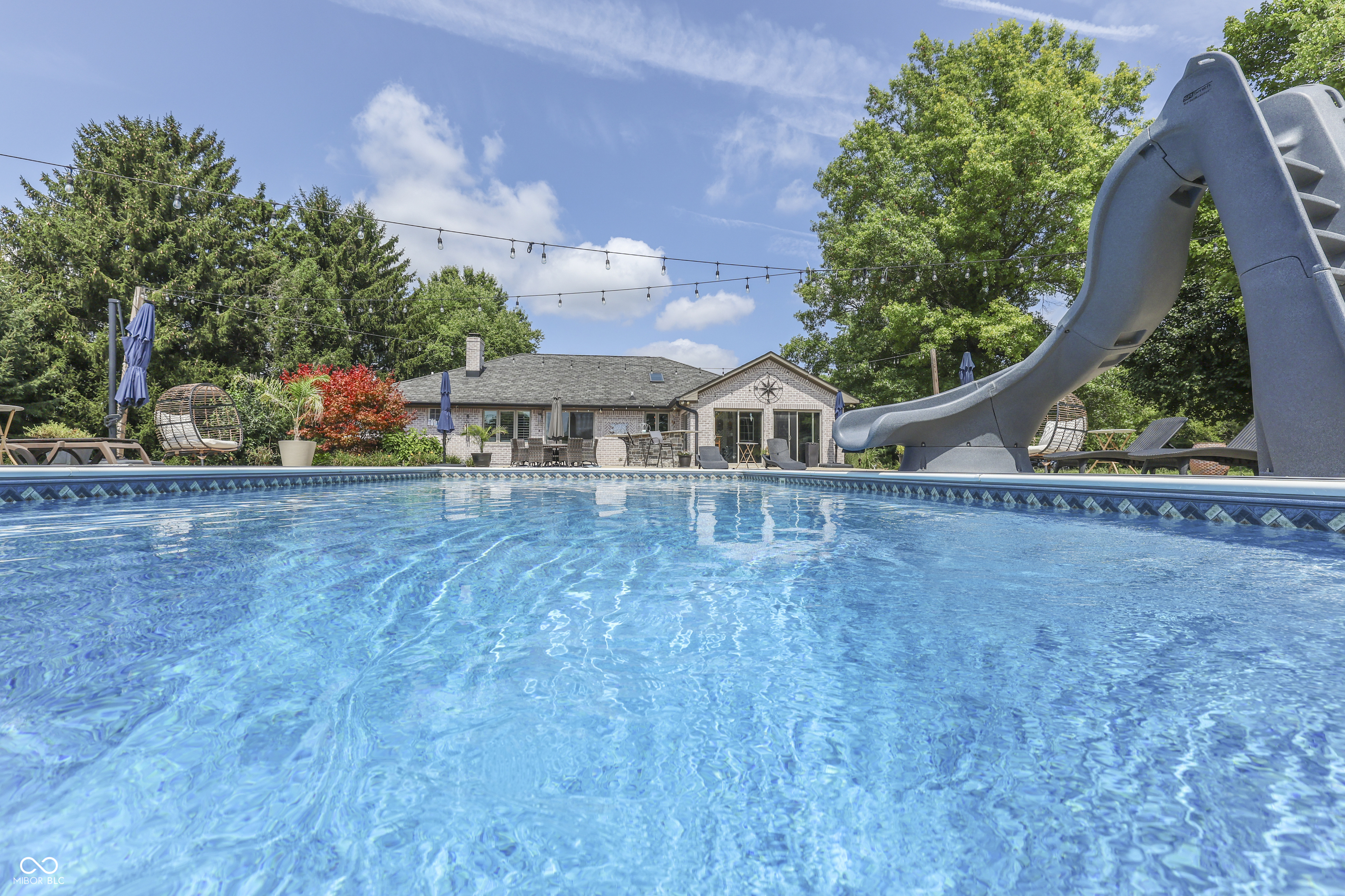 2780 Wicker Road Indianapolis, IN 46217 - Photo 6 of 110