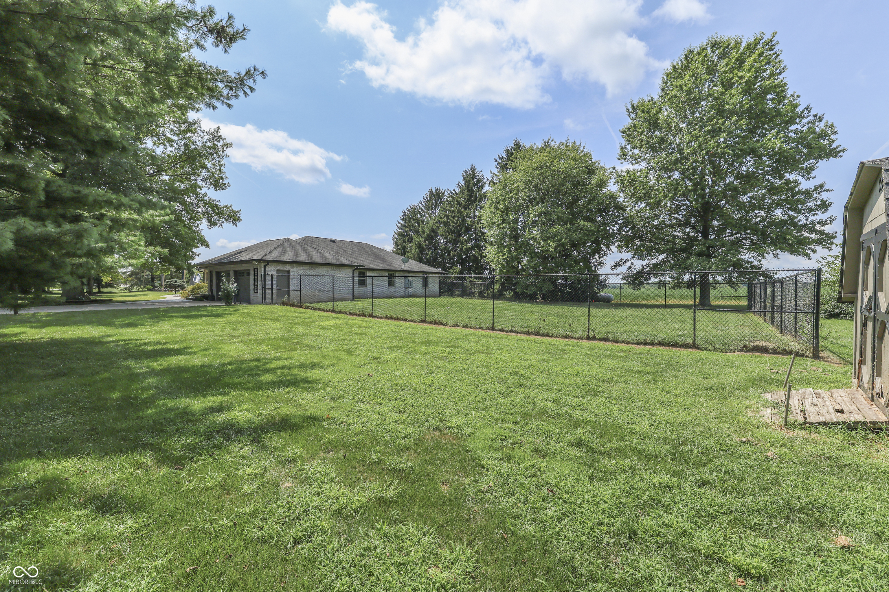 2780 Wicker Road Indianapolis, IN 46217 - Photo 65 of 110