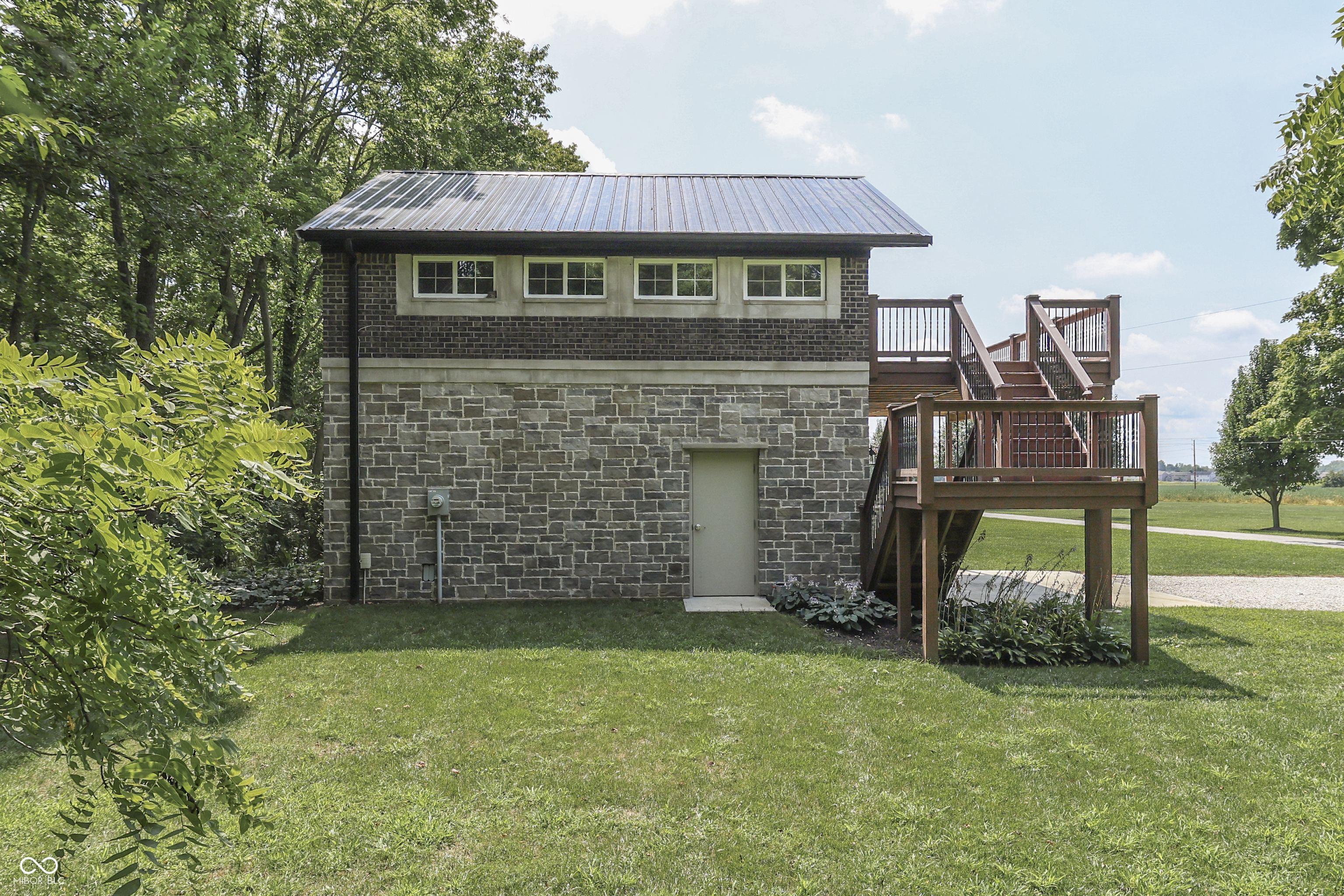 2780 Wicker Road Indianapolis, IN 46217 - Photo 72 of 110