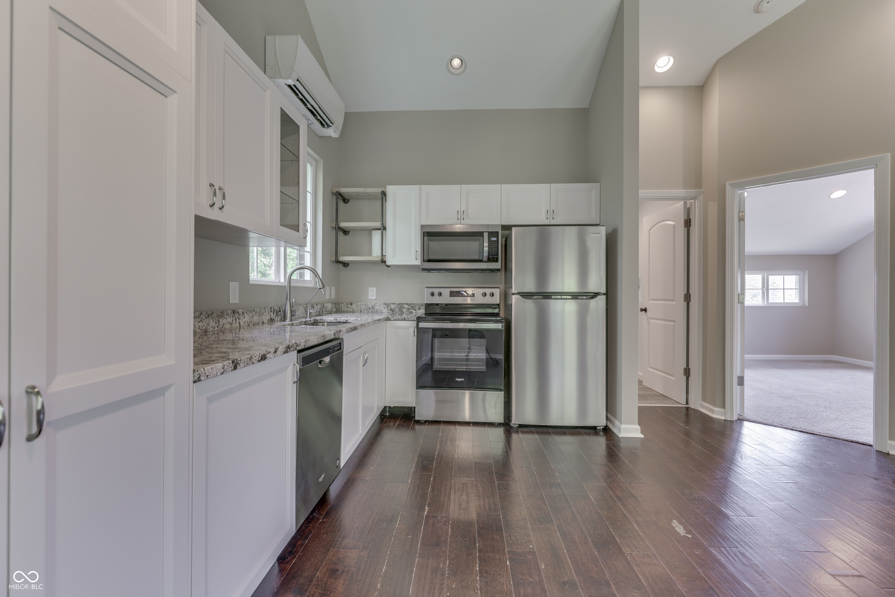 2780 Wicker Road Indianapolis, IN 46217 - Photo 82 of 110