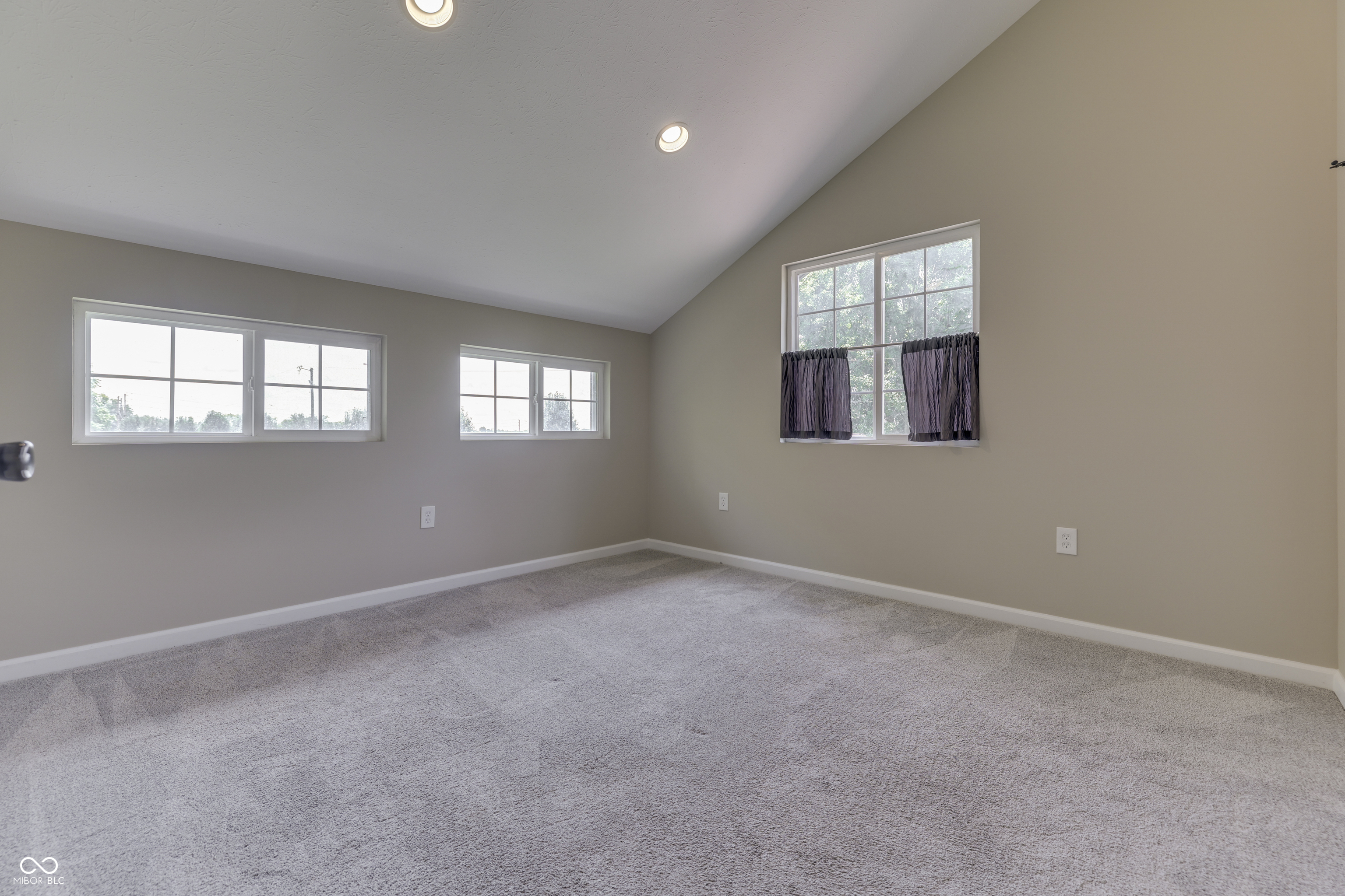 2780 Wicker Road Indianapolis, IN 46217 - Photo 83 of 110