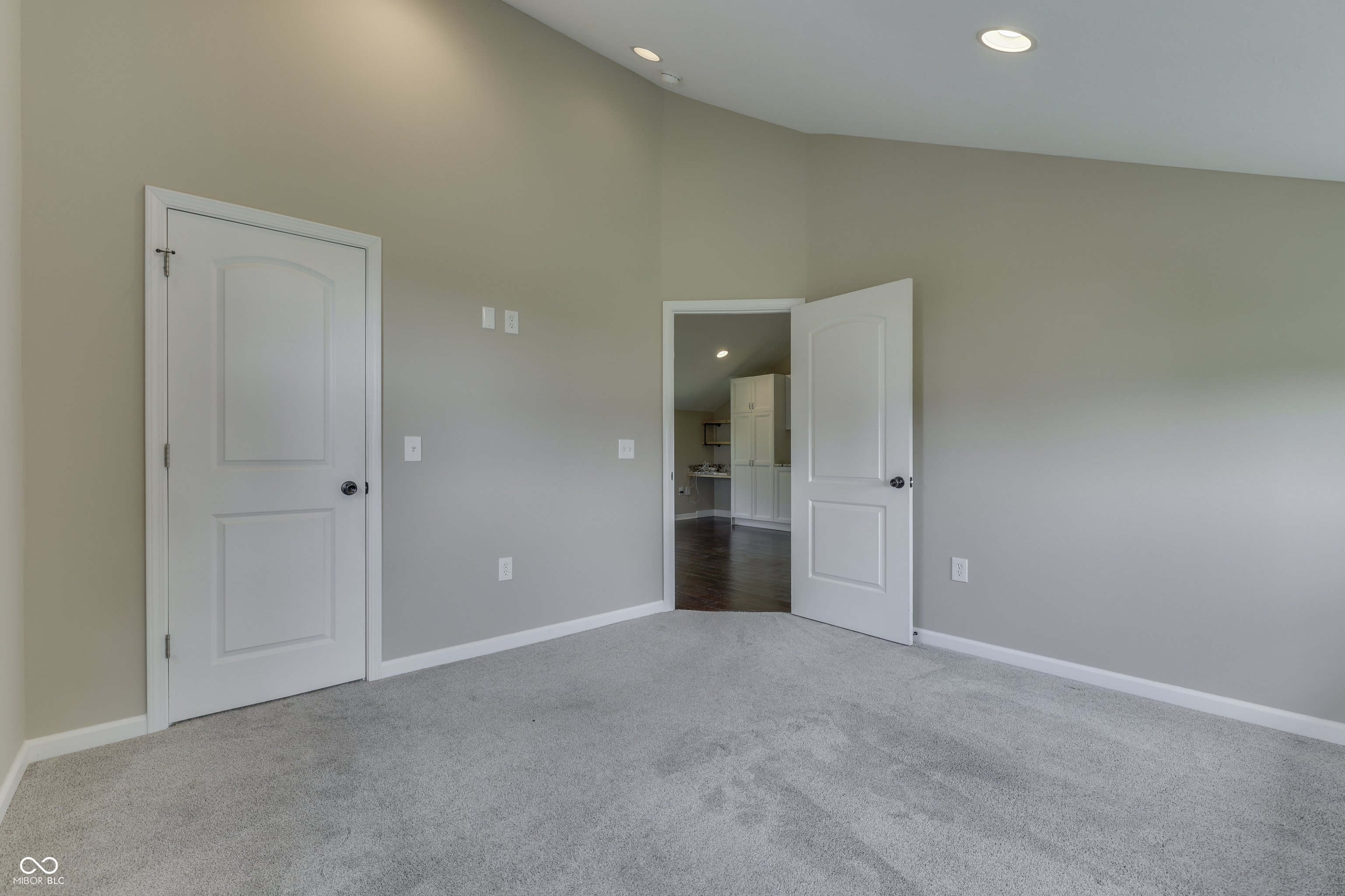 2780 Wicker Road Indianapolis, IN 46217 - Photo 86 of 110