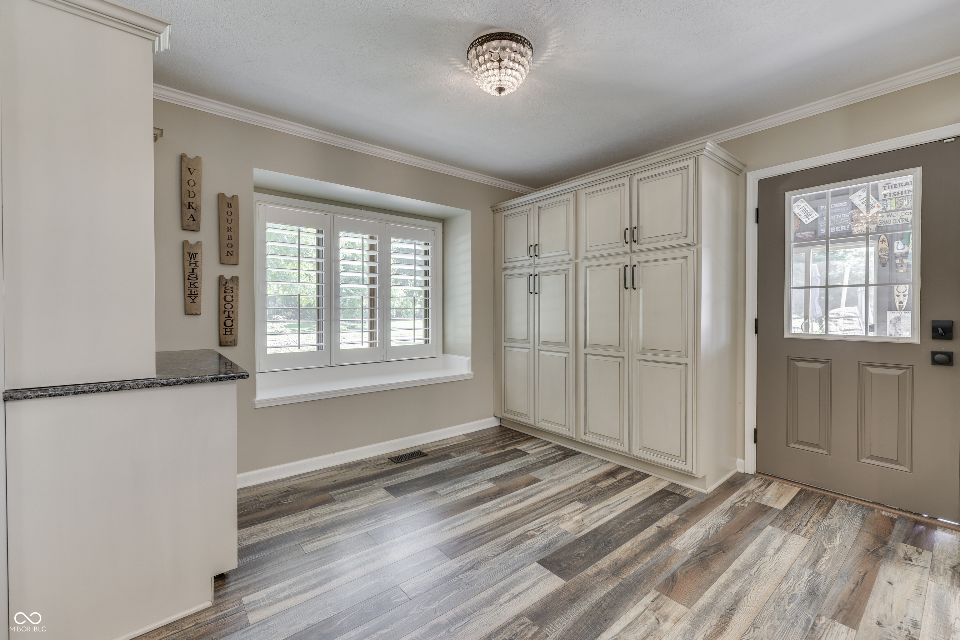 2780 Wicker Road Indianapolis, IN 46217 - Photo 10 of 110