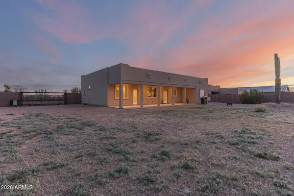 $765,000 | 304 East McKellips Boulevard, Apache Junction, AZ 85119