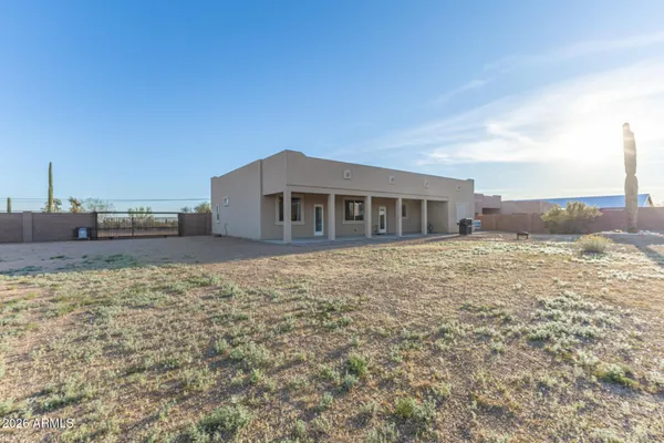 $765,000 | 304 East McKellips Boulevard, Apache Junction, AZ 85119