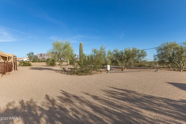 $749,999 | 304 East McKellips Boulevard, Apache Junction, AZ 85119