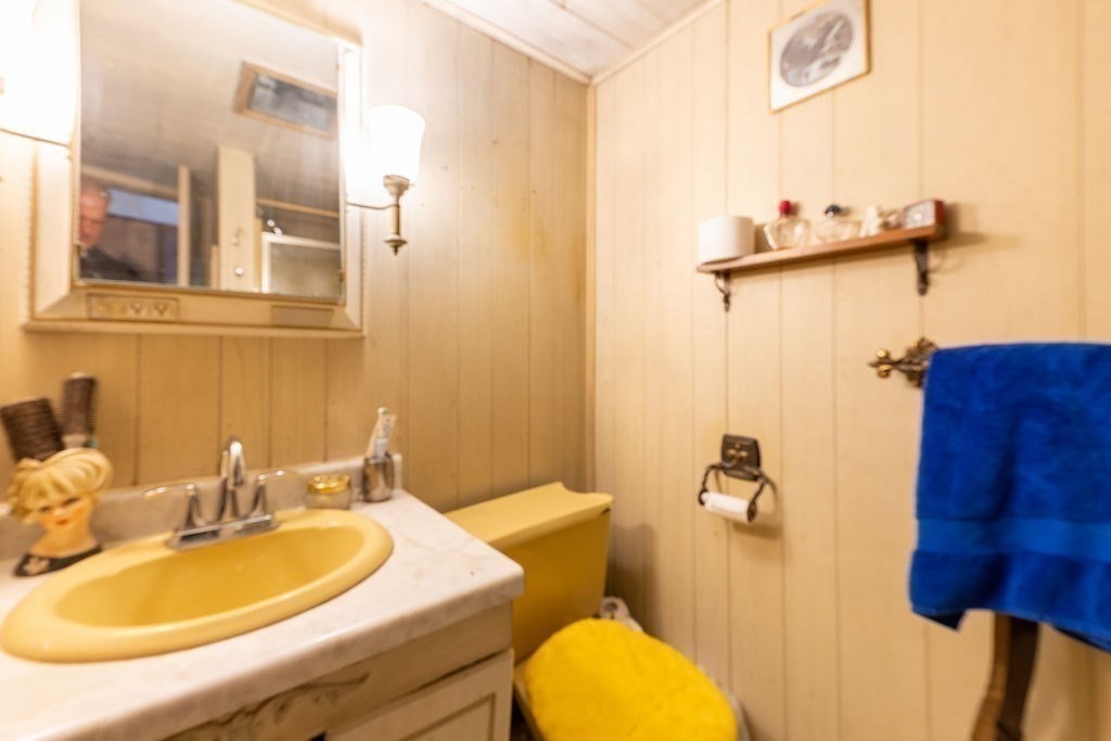 80 Lakeview Road Shutesbury, MA 01072 - Photo 20 of 36