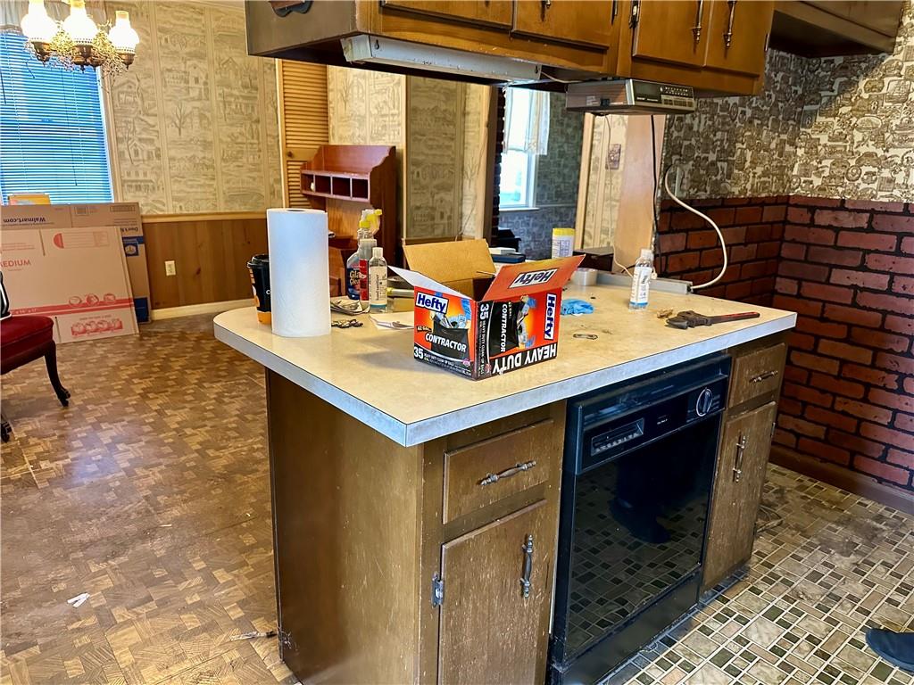 709 Butler Road Kittanning, PA 16201 - Photo 4 of 20 Gallery Image 4