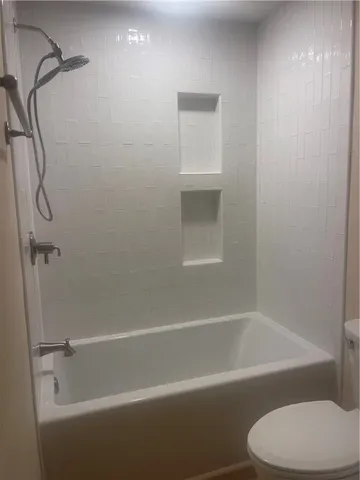 $2,200 | 104 Courtyard Villas Lane, Unit D9, St. Simons Island, GA 31522