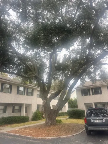 $2,200 | 104 Courtyard Villas Lane, Unit D9, St. Simons Island, GA 31522