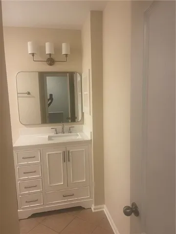 $2,200 | 104 Courtyard Villas Lane, Unit D9, St. Simons Island, GA 31522