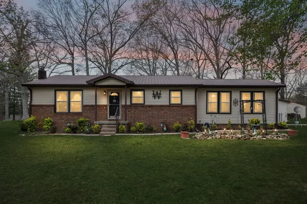 $279,900 | 687 Cindy Hollow Road, Estill Springs, TN 37330