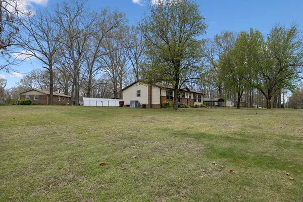 $279,900 | 687 Cindy Hollow Road, Estill Springs, TN 37330
